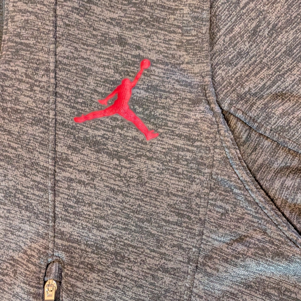 Nike Jordan Therma-FIT Full-Zip Hoodie Womens jacket Gray w Pink Jumpman - Picture 4 of 7